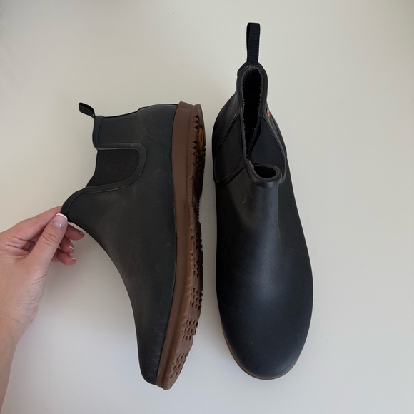Bogs Shoes - Bogs Sweetpea II Chelsea Rain Boots Black Women’s 12 Waterproof